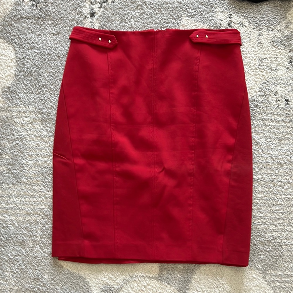 Red WHBM suit skirt. No slit. Gorgeous on. Lined. EUC